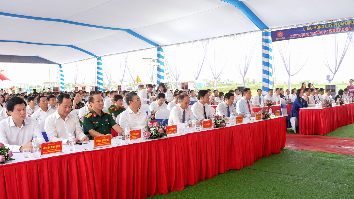 [CHÙM ẢNH] Petrovietnam đồng hành xây dựng Trường THPT Nam Đàn 1, chung tay vun đắp nguồn nhân lực tương lai