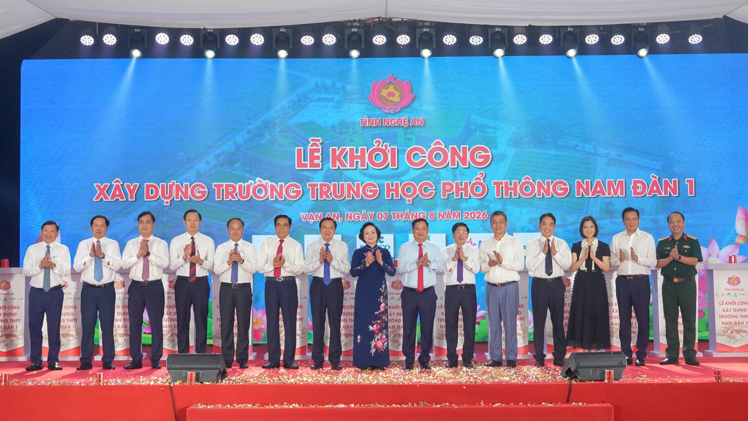 [CHÙM ẢNH] Petrovietnam đồng hành xây dựng Trường THPT Nam Đàn 1, chung tay vun đắp nguồn nhân lực tương lai