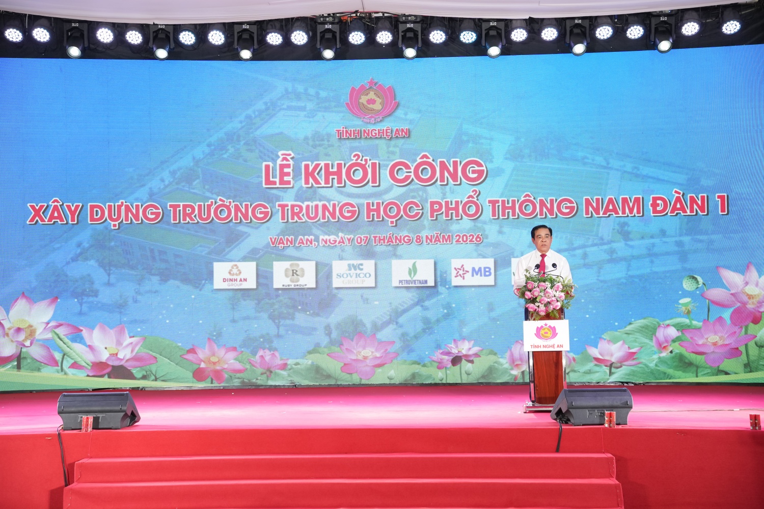 [CHÙM ẢNH] Petrovietnam đồng hành xây dựng Trường THPT Nam Đàn 1, chung tay vun đắp nguồn nhân lực tương lai