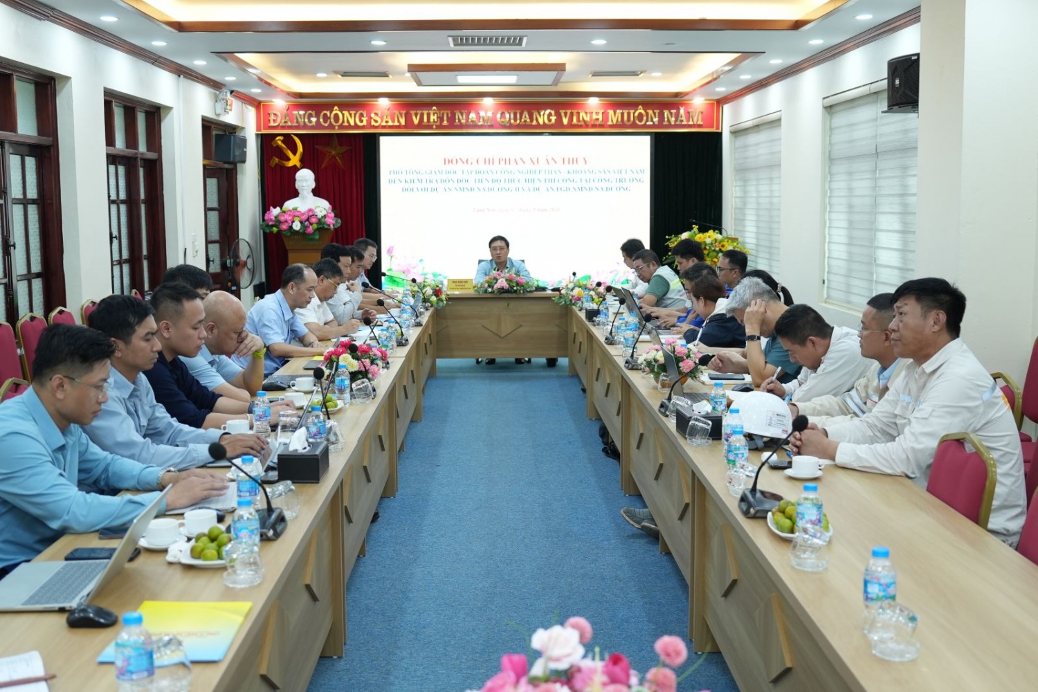 TKV tập trung cao độ triển khai dự án NMNĐ Na Dương II và hệ thống FGD NMNĐ Na Dương I