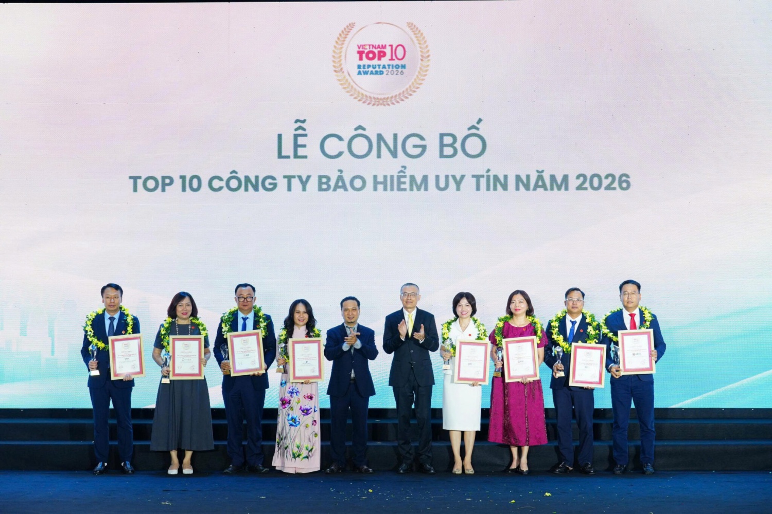 PVI được vinh danh Top 10 Công ty bảo hiểm phi nhân thọ uy tín Việt Nam năm 2026 PVI được vinh danh Top 10 Công ty bảo hiểm phi nhân thọ uy tín Việt Nam năm 2026