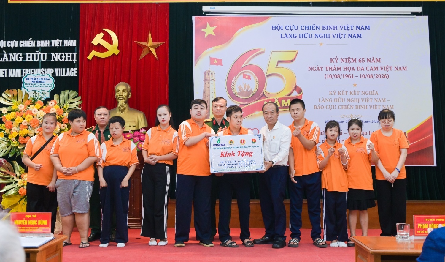 [VIDEO] Petrovietnam sẻ chia cùng nạn nhân chất độc da cam