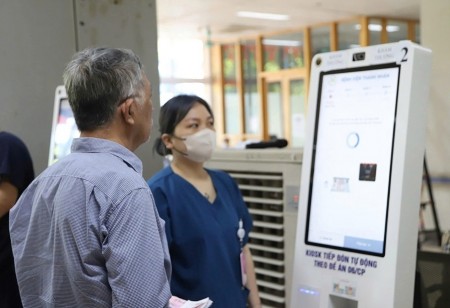 Sau hơn một tháng mở rộng BHYT ngoại trú: Người bệnh được lợi gì?