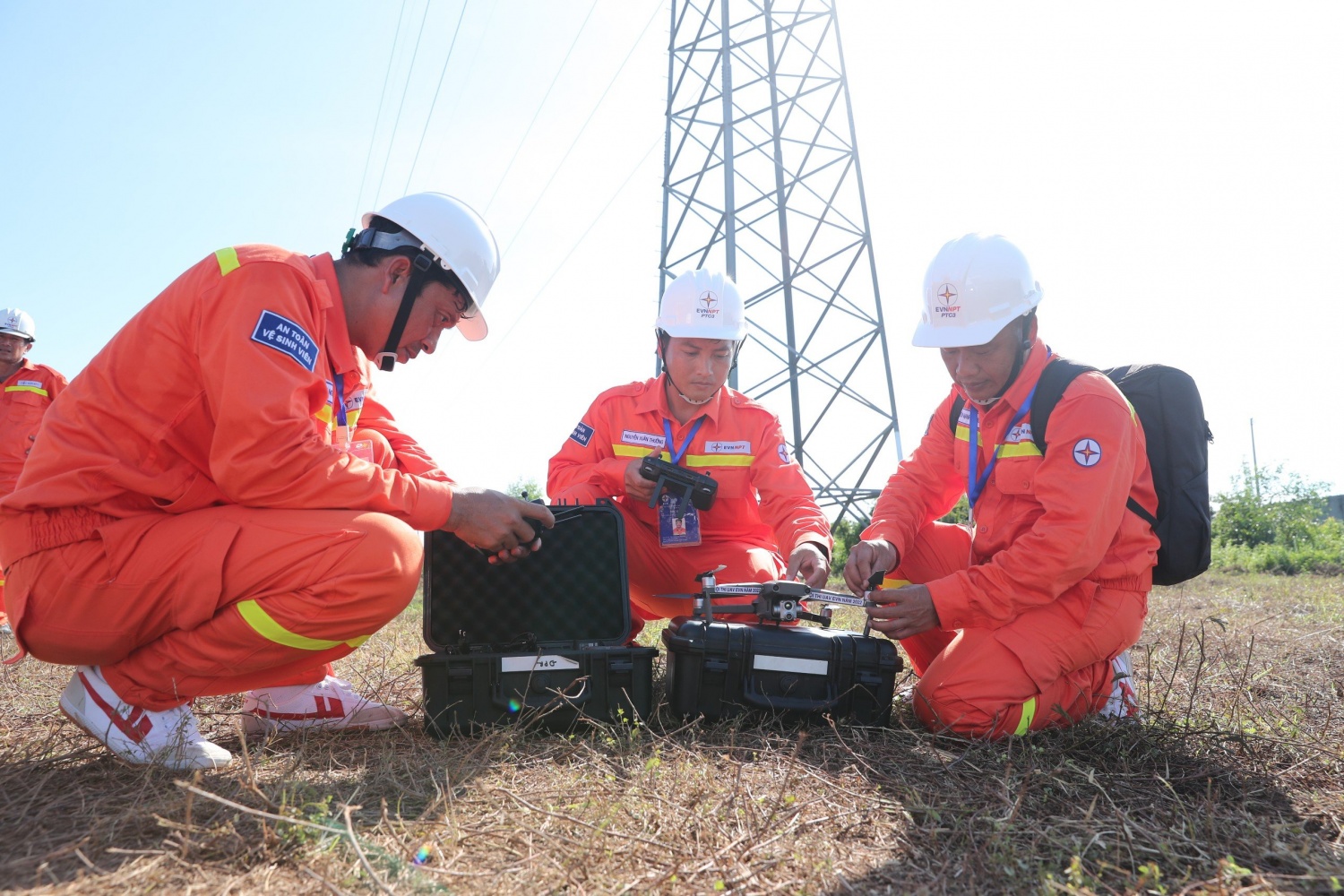 EVN: Sản lượng điện 7 tháng đạt hơn 203 tỷ kWh EVN: Sản lượng điện 7 tháng đạt hơn 203 tỷ kWh