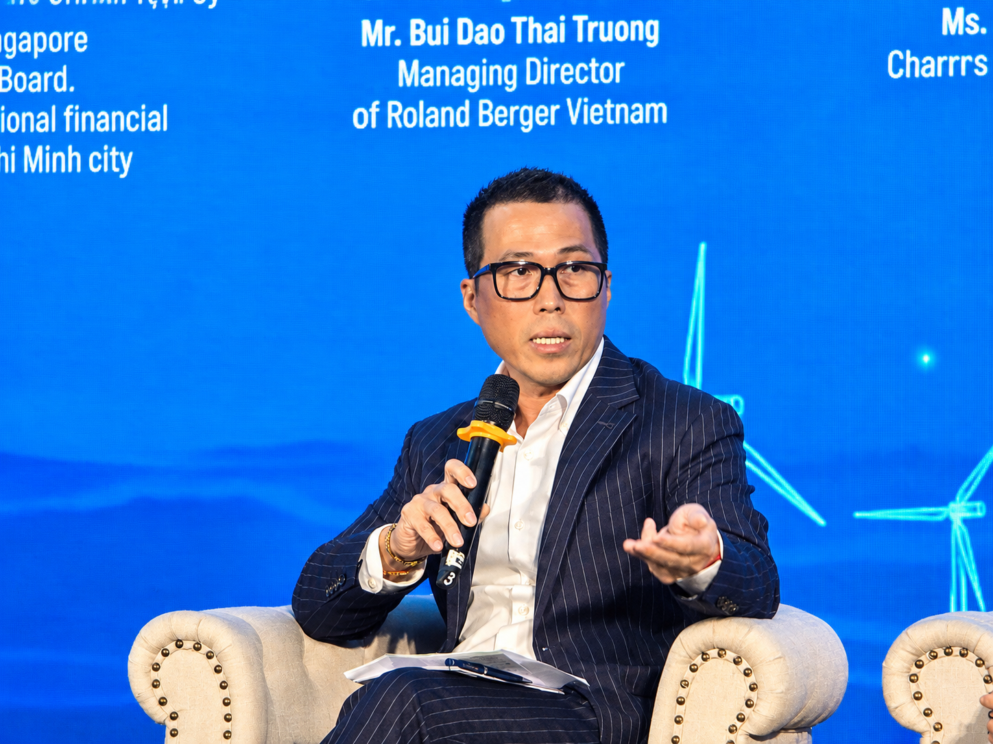 Hình thành hệ sinh thái năng lượng cạnh tranh