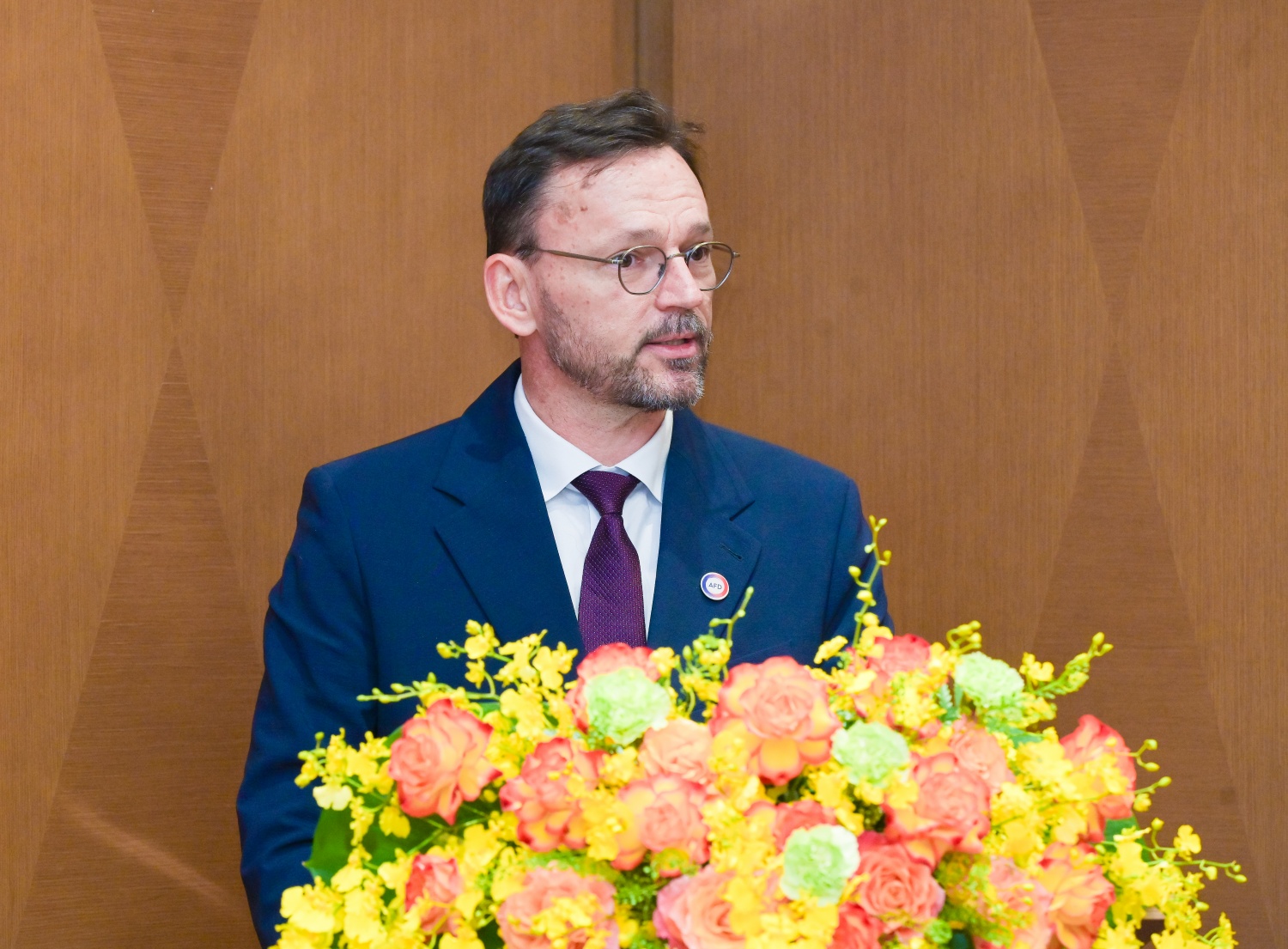 Ông Julien Seillan, Giám đốc AFD tại Việt Nam cam kết sẽ đồng hành, tạo điều kiện để Petrovietnam tiếp cận các thông lệ quốc tế, kinh nghiệm, nguồn lực tài chính dài hạn dành cho những khoản đầu tư chiến lược. Ông Julien Seillan, Giám đốc AFD tại Việt Nam cam kết sẽ đồng hành, tạo điều kiện để Petrovietnam tiếp cận các thông lệ quốc tế, kinh nghiệm, nguồn lực tài chính dài hạn dành cho những khoản đầu tư chiến lược.