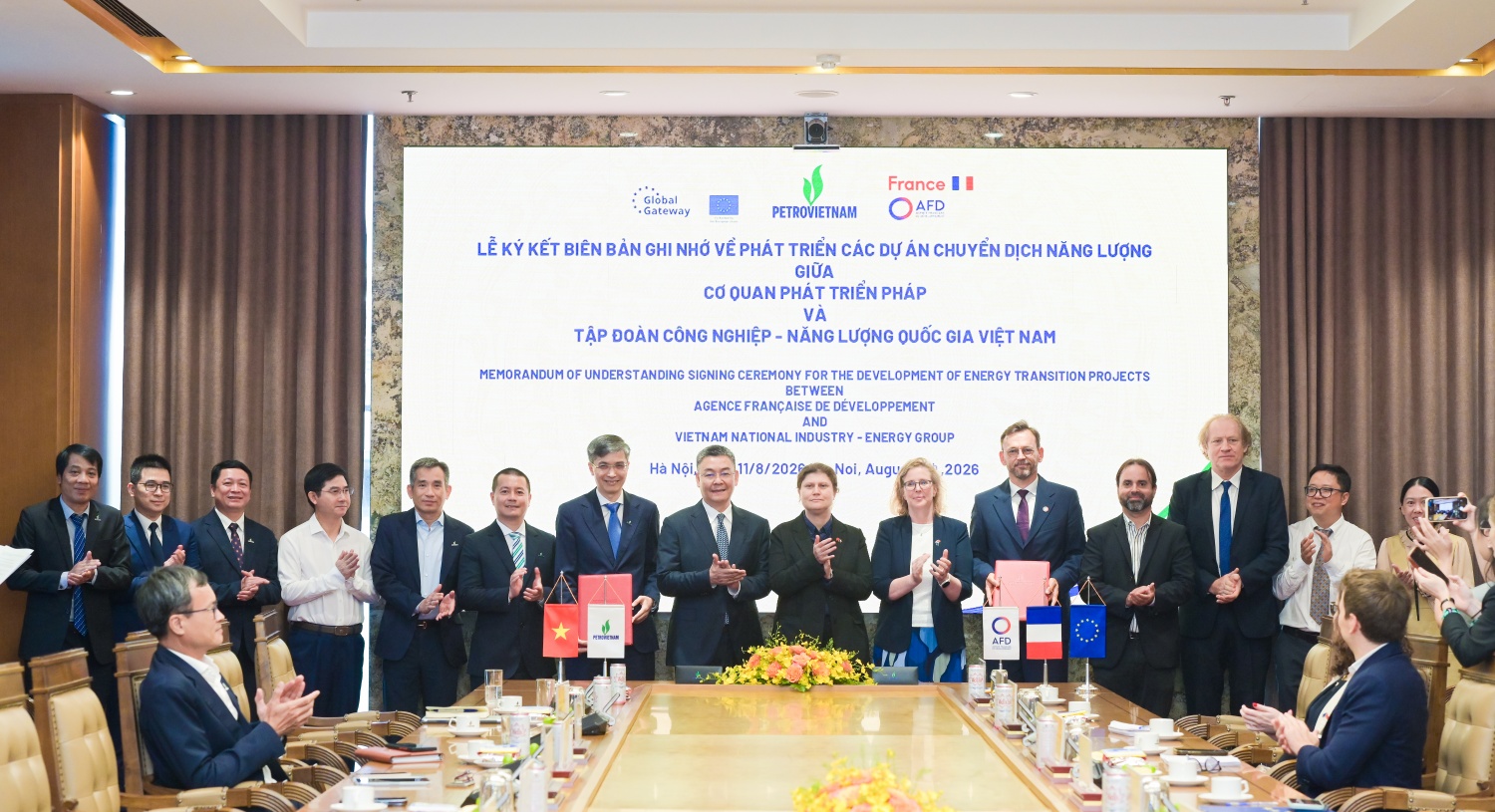 Petrovietnam và AFD thúc đẩy hợp tác phát triển các dự án chuyển dịch năng lượng Petrovietnam và AFD thúc đẩy hợp tác phát triển các dự án chuyển dịch năng lượng