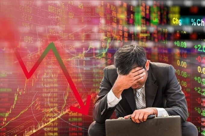 Tin nhanh chứng khoán ngày 13/8: VN Index mất hơn 27 điểm, áp lực chốt lời bùng lên trước mốc 1.800
