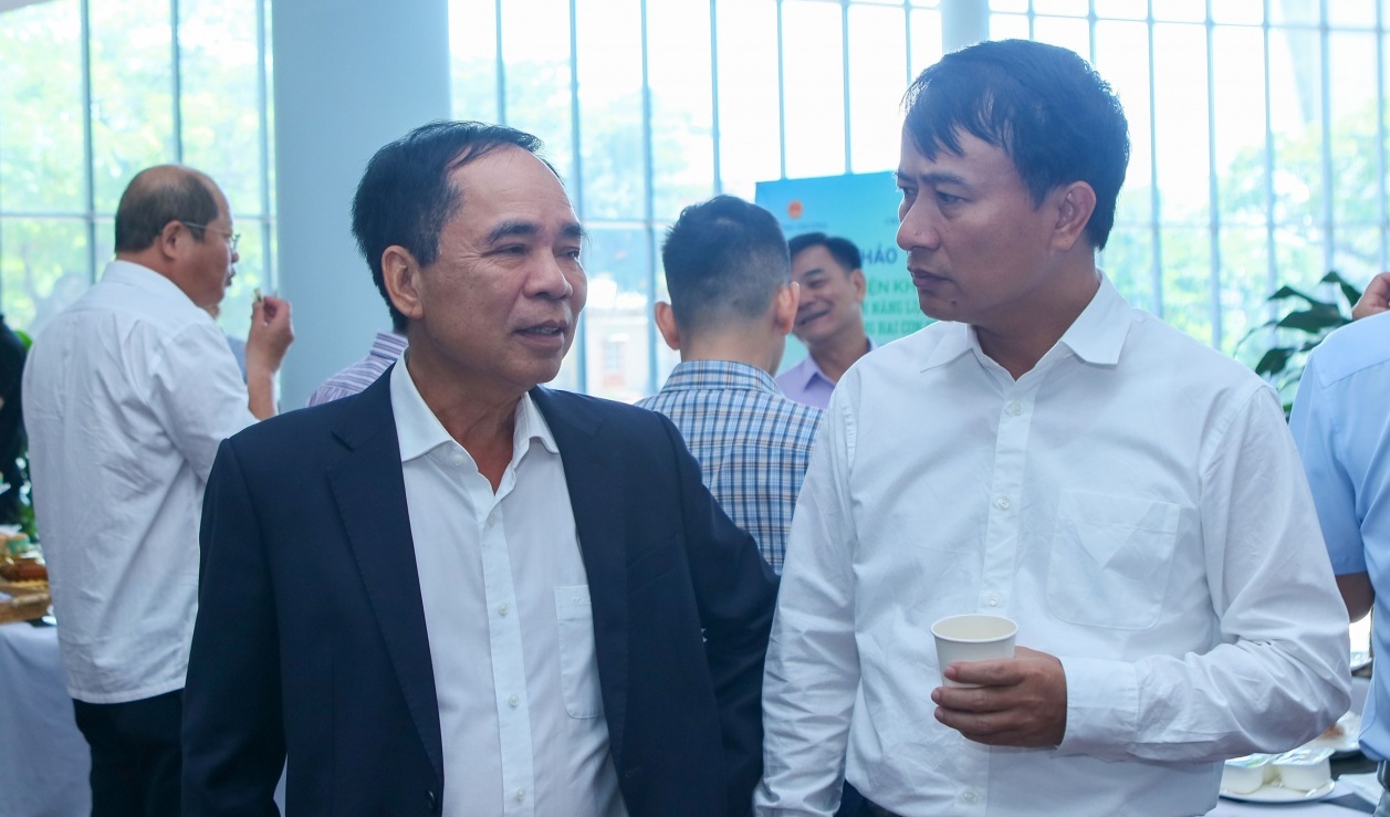 Cần mở rộng đối tượng được phép mua bán điện trực tiếp từ các dự án điện khí LNG