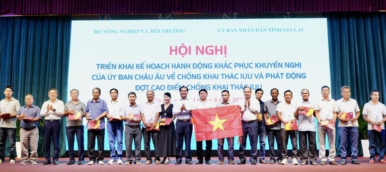 Triển khai tháng cao điểm chống khai thác IUU, quyết tâm gỡ 'Thẻ vàng' trong năm 2026 Triển khai tháng cao điểm chống khai thác IUU, quyết tâm gỡ 'Thẻ vàng' trong năm 2026
