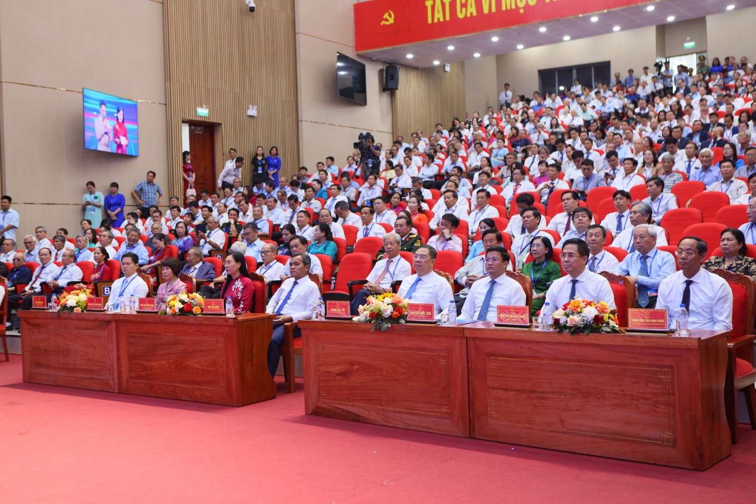 Lọc hoá dầu và gang thép góp phần khẳng định vị thế của KKT Dung Quất Lọc hoá dầu và gang thép góp phần khẳng định vị thế của KKT Dung Quất