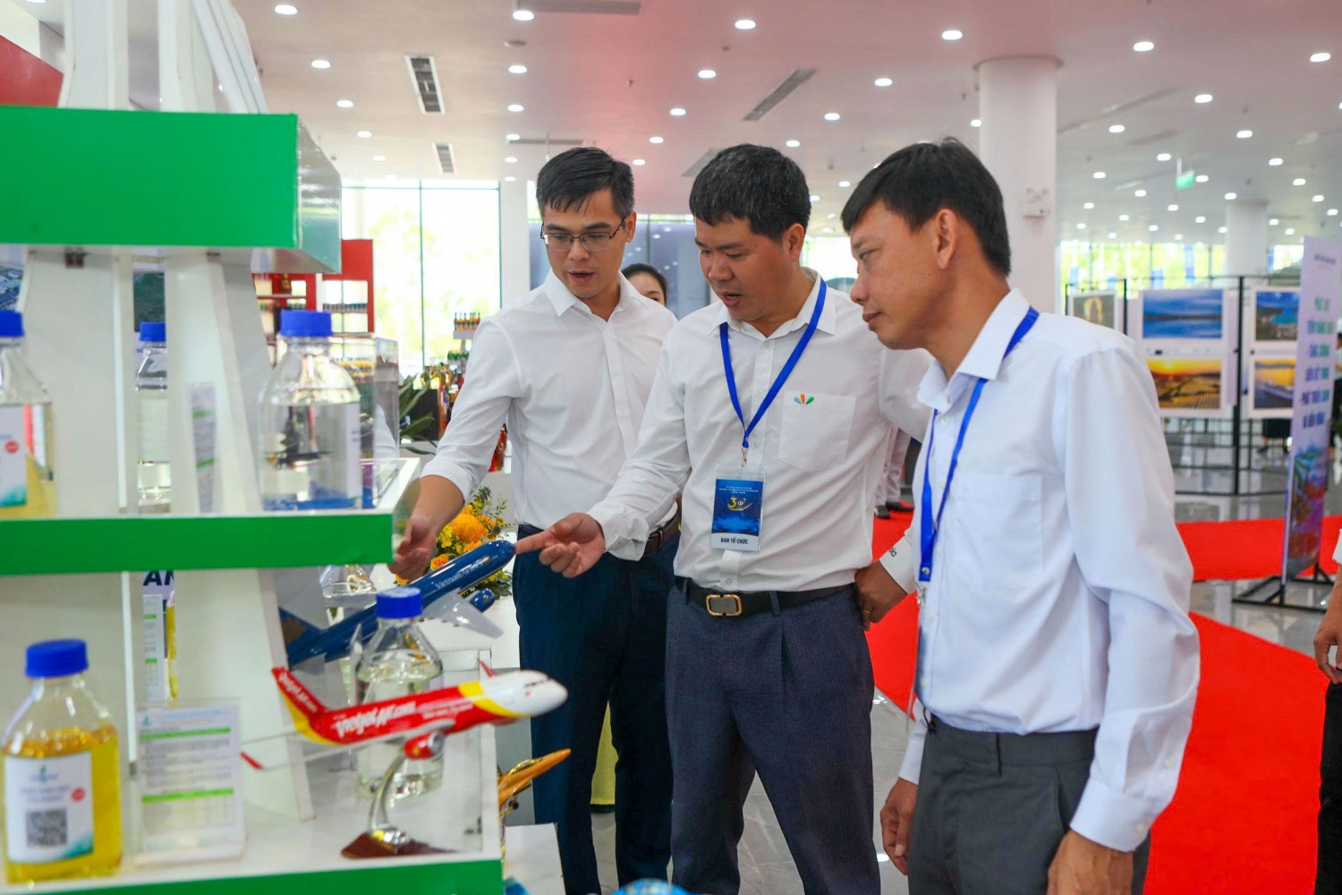 BSR lan tỏa sản phẩm tại triển lãm kỷ niệm 30 năm thành lập Ban Quản lý Khu kinh tế Dung Quất