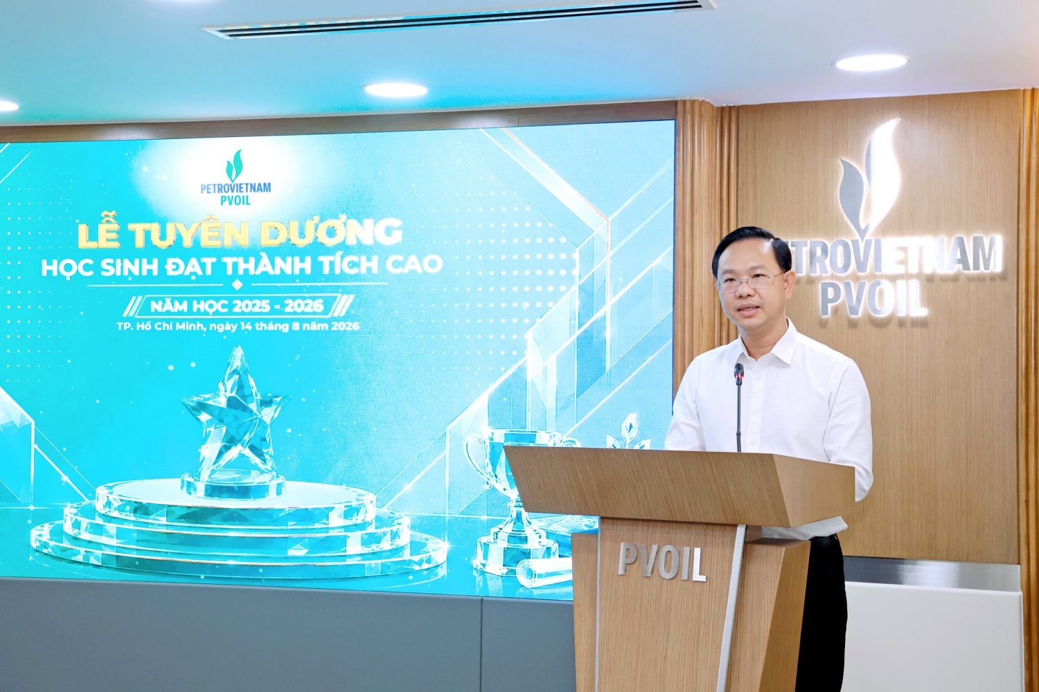 Ông Mai Xuân Hải - Chủ tịch Công đoàn PVOIL phát biểu tại Lễ Tuyên dương