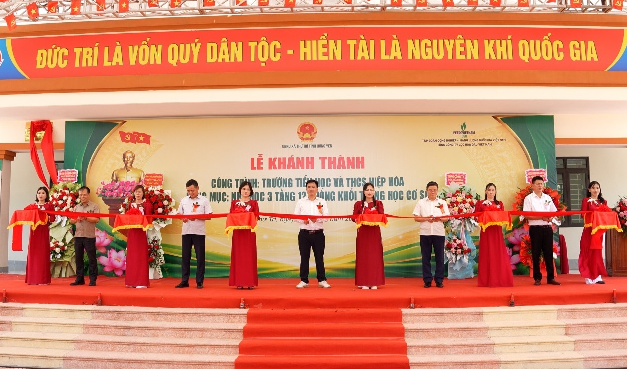 [VIDEO] BSR chung tay xây dựng nhà học 3 tầng tại trường Hiệp Hòa (Hưng Yên)