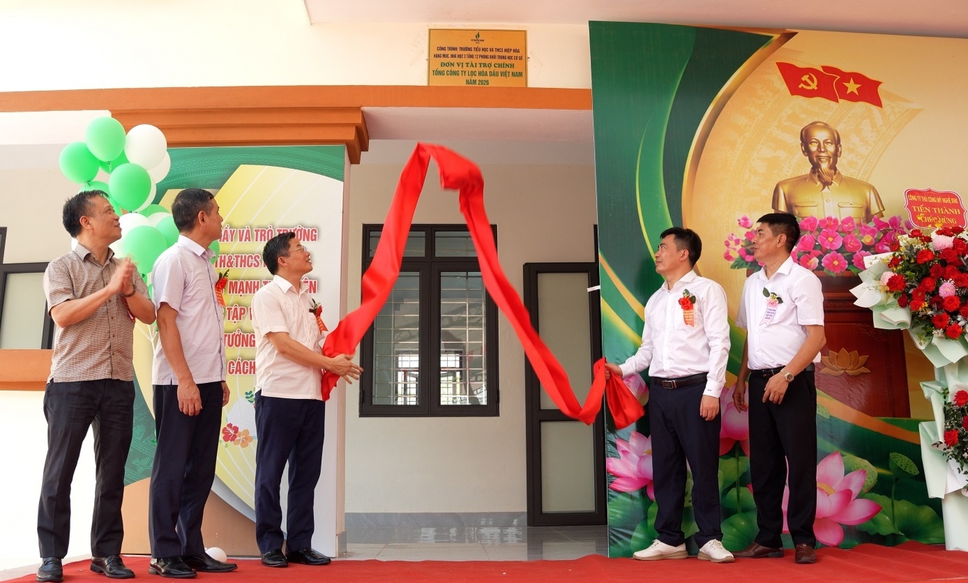 BSR tiếp sức cho hành trình "gieo chữ" tại Trường Tiểu học - Trung học cơ sở Hiệp Hòa tỉnh Hưng Yên