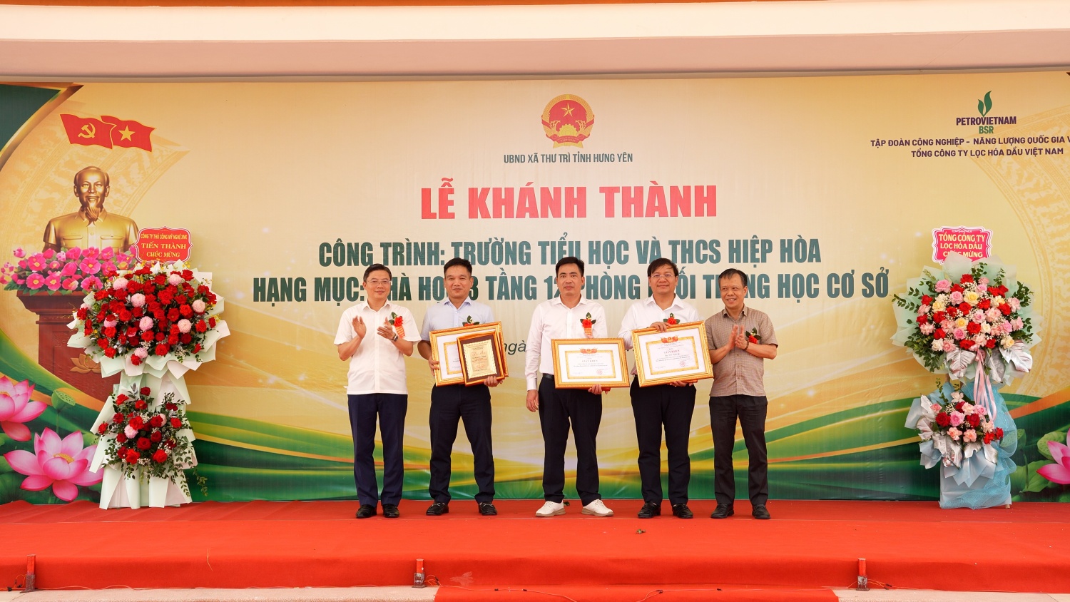 [Chùm ảnh] BSR tiếp sức những ước mơ tại Trường Tiểu học và THCS Hiệp Hòa