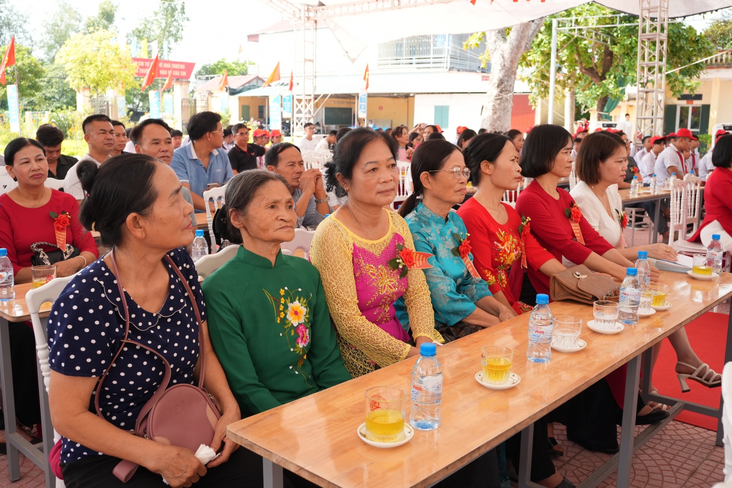 [Chùm ảnh] BSR tiếp sức những ước mơ tại Trường Tiểu học và THCS Hiệp Hòa