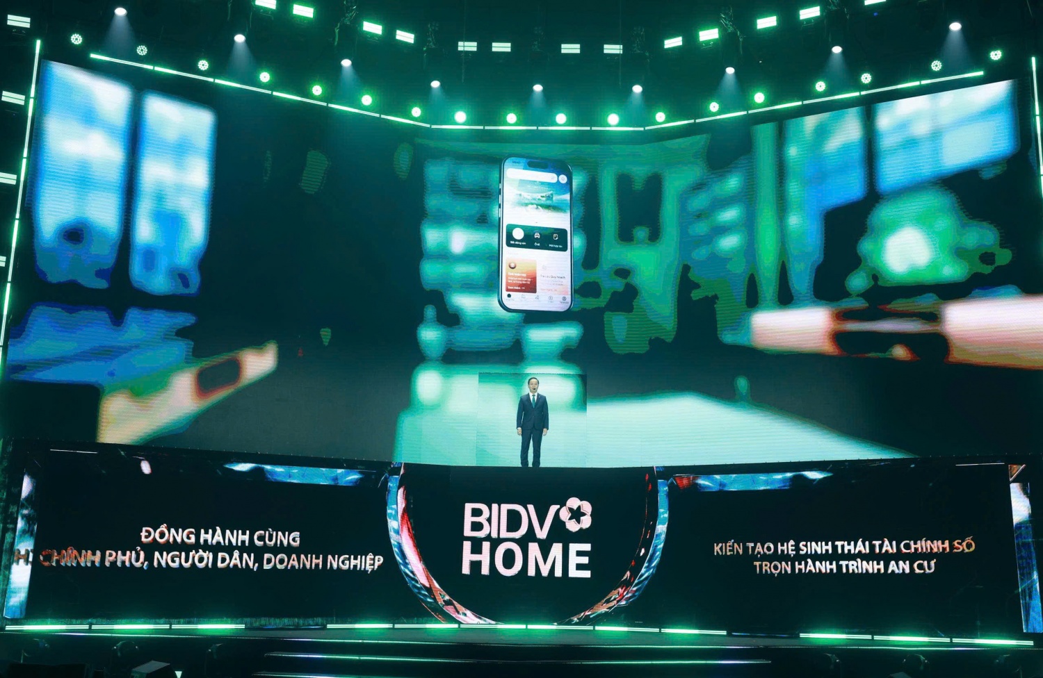 “Chuyển đổi số ngành ngân hàng 2026”: BIDV giới thiệu những giải pháp số toàn diện “Chuyển đổi số ngành ngân hàng 2026”: BIDV giới thiệu những giải pháp số toàn diện