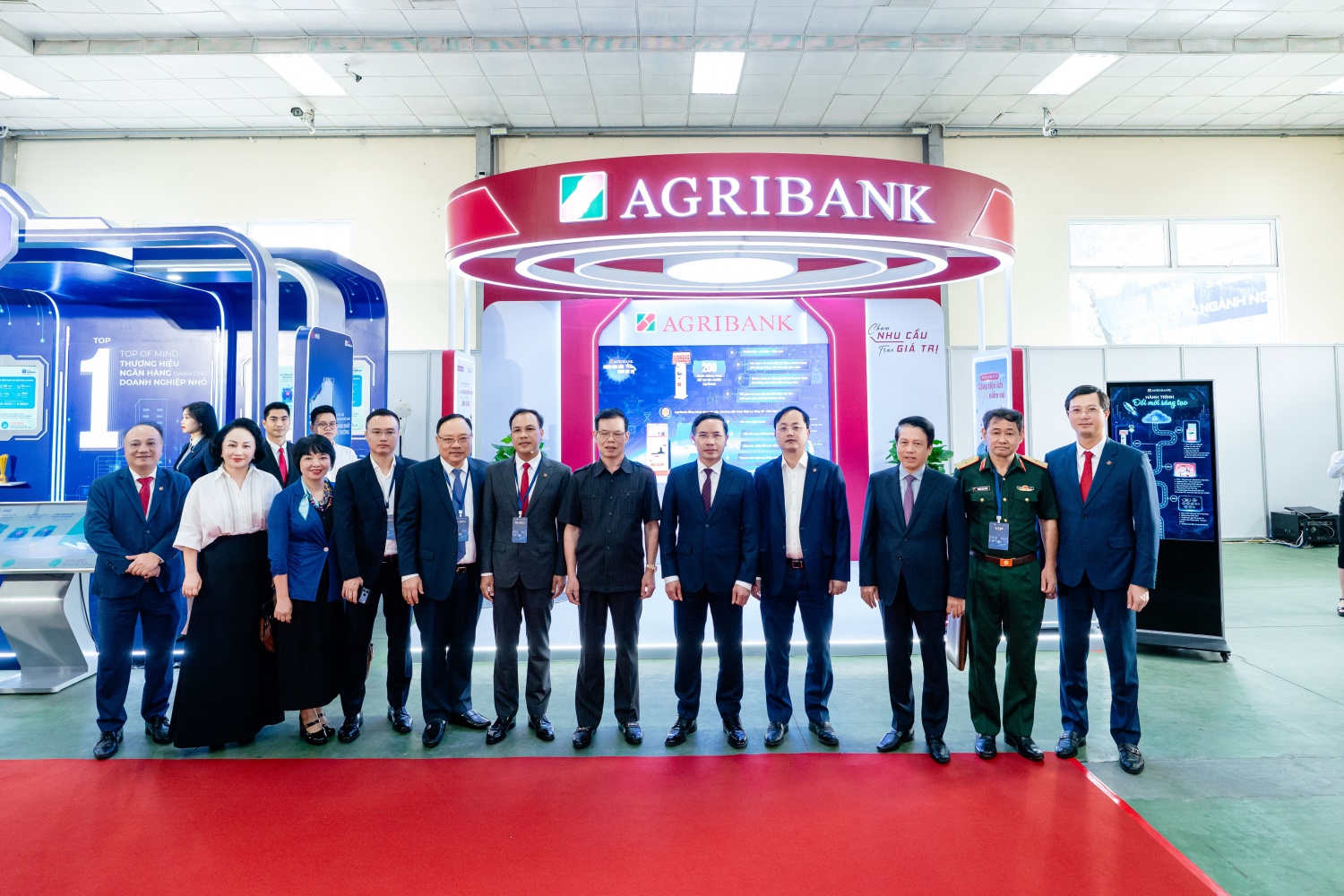 Agribank tăng tốc chuyển đổi số
