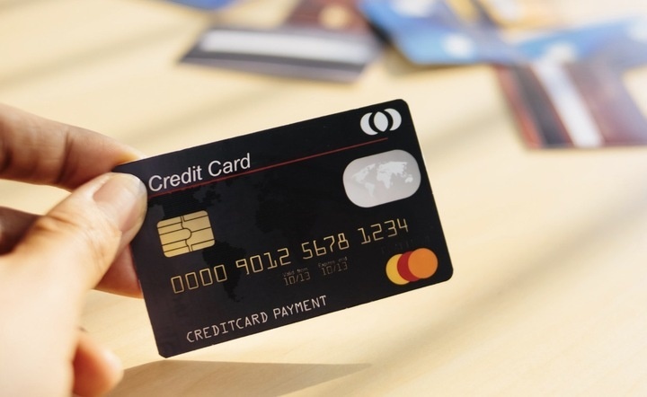 Tin tức nổi bật ngày 18/8: Gần 89% người dân Việt Nam từ 15 tuổi trở lên có tài khoản thanh toán