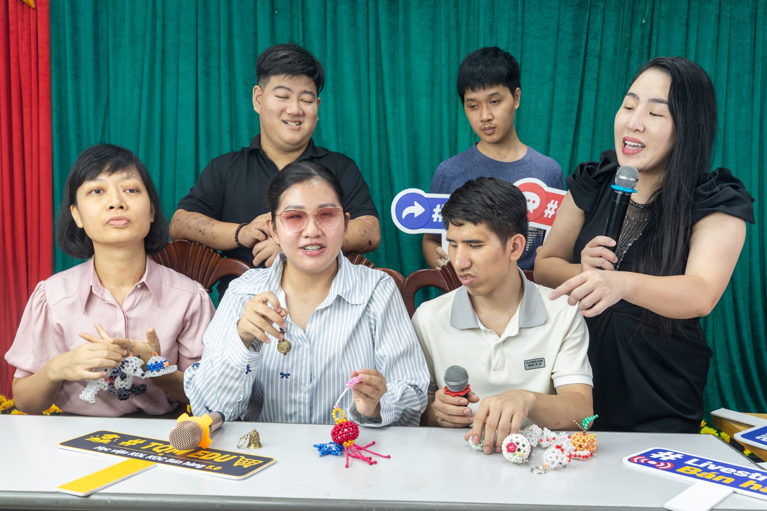 Người khiếm thị tìm cơ hội mới trong thời đại số