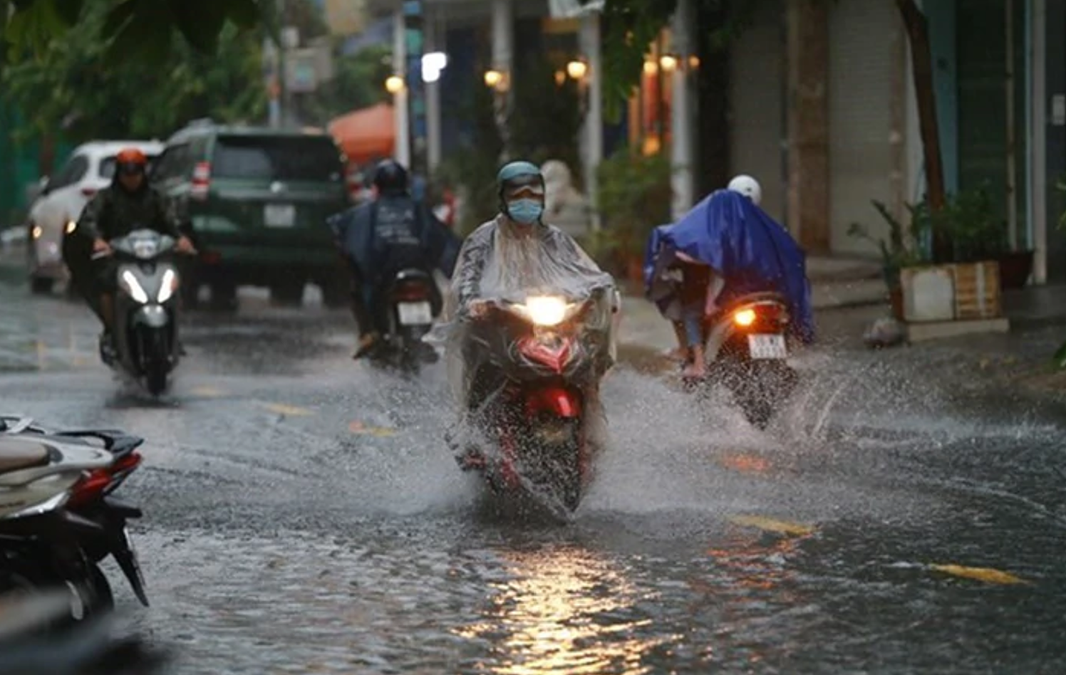 Bộ Xây dựng yêu cầu chủ động ứng phó mưa lớn, lũ quét và áp thấp nhiệt đới Bộ Xây dựng yêu cầu chủ động ứng phó mưa lớn, lũ quét và áp thấp nhiệt đới