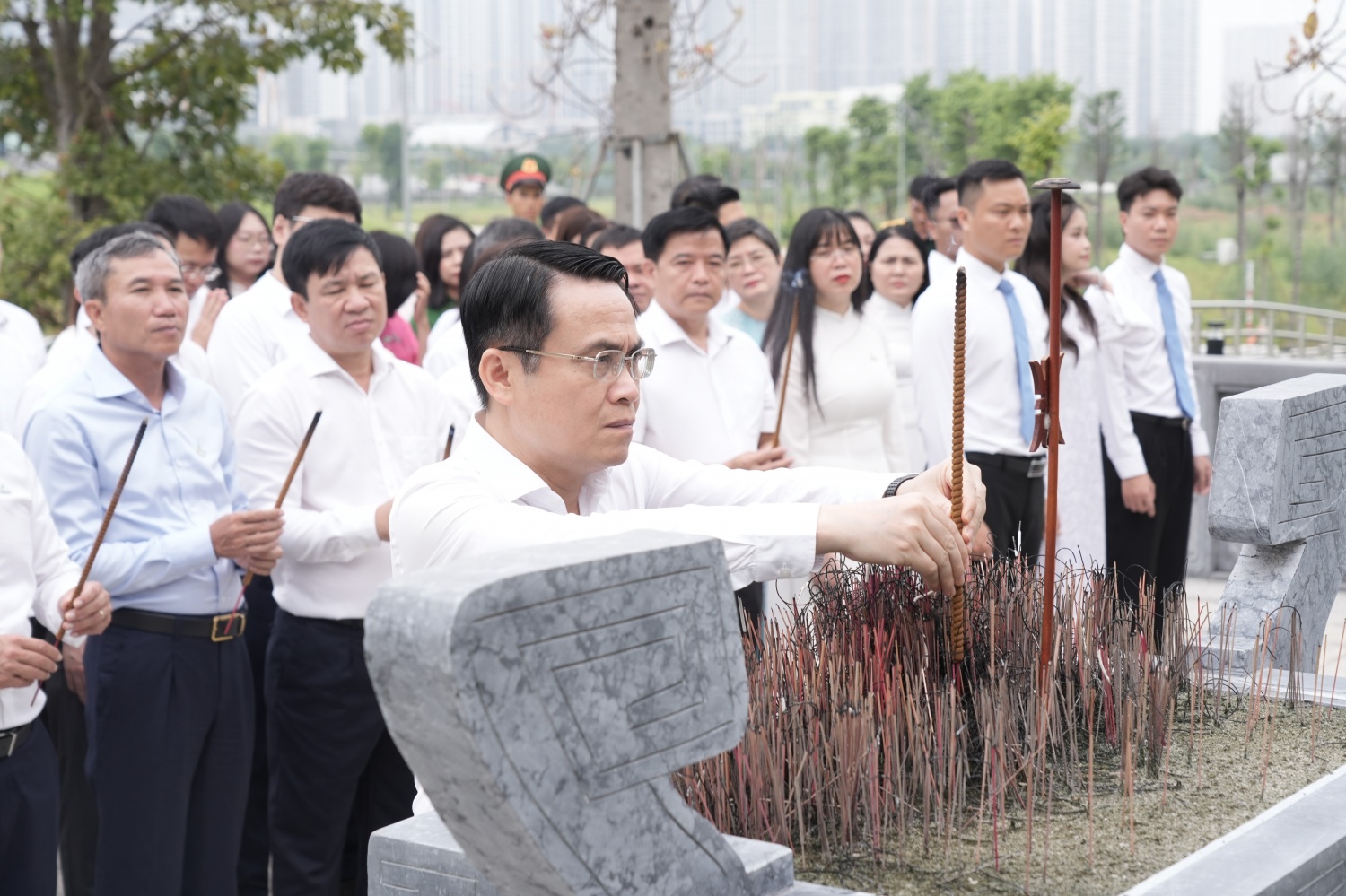 PVEP kết nạp đảng viên mới tại “địa chỉ đỏ”, tiếp lửa truyền thống cách mạng PVEP kết nạp đảng viên mới tại “địa chỉ đỏ”, tiếp lửa truyền thống cách mạng