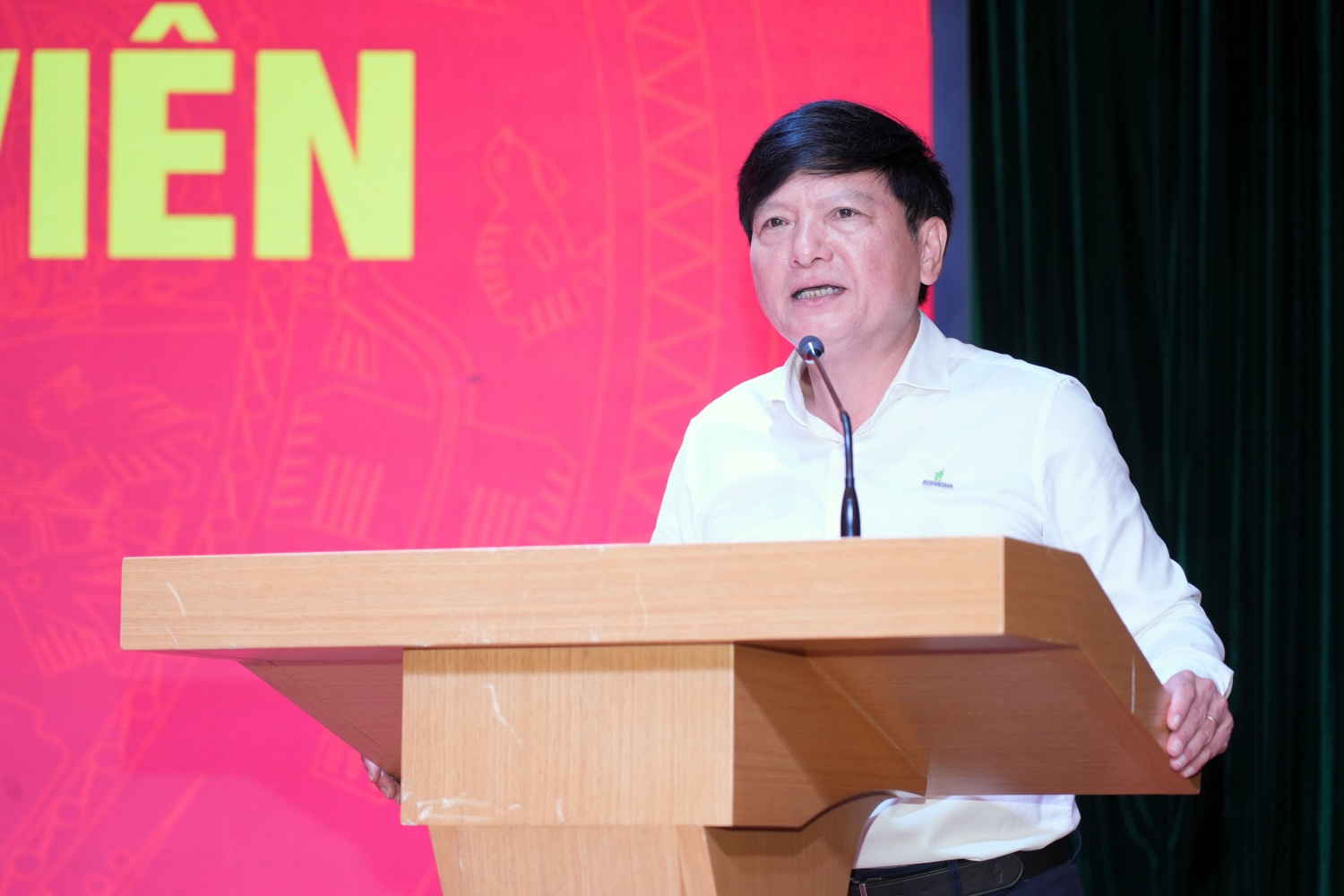 PVEP kết nạp đảng viên mới tại “địa chỉ đỏ”, tiếp lửa truyền thống cách mạng PVEP kết nạp đảng viên mới tại “địa chỉ đỏ”, tiếp lửa truyền thống cách mạng