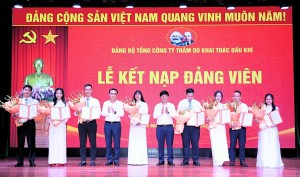 PVEP kết nạp đảng viên mới tại “địa chỉ đỏ”, tiếp lửa truyền thống cách mạng