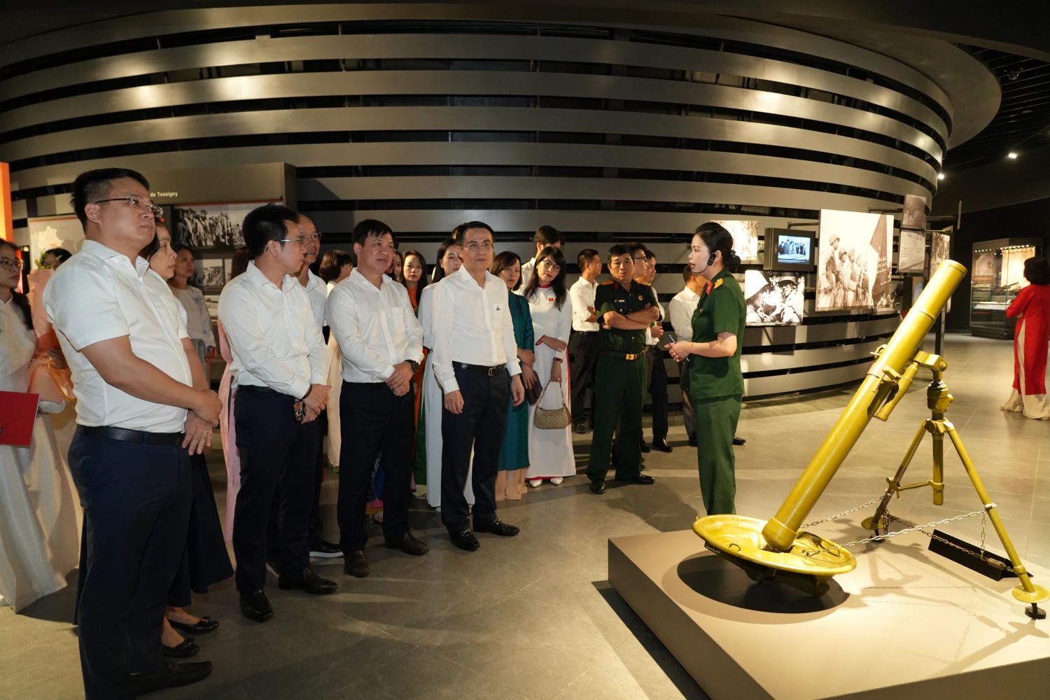 PVEP kết nạp đảng viên mới tại “địa chỉ đỏ”, tiếp lửa truyền thống cách mạng