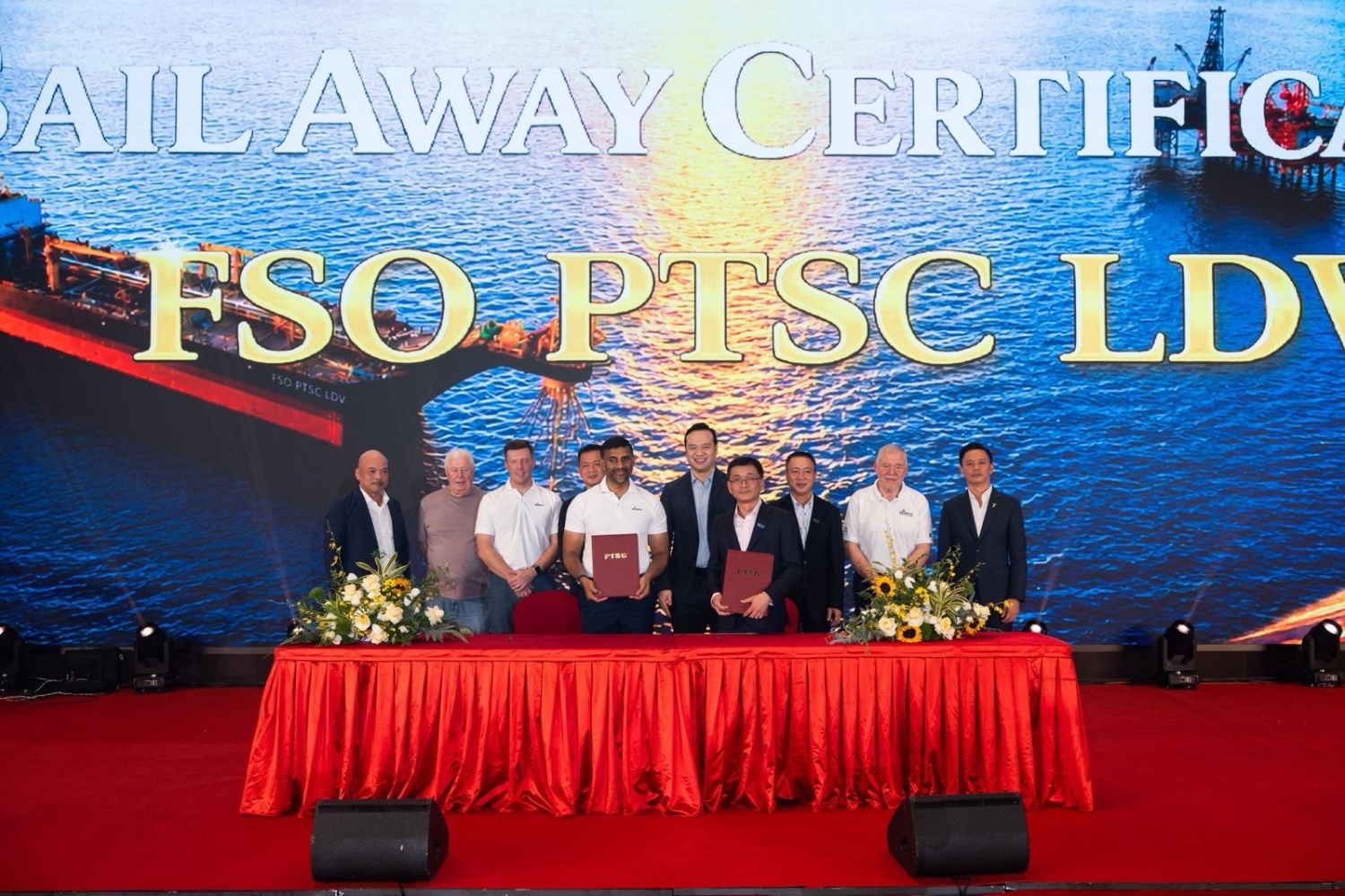 Lễ ký chứng chỉ Ready to Sail-away giữa MCB và PTSC AP