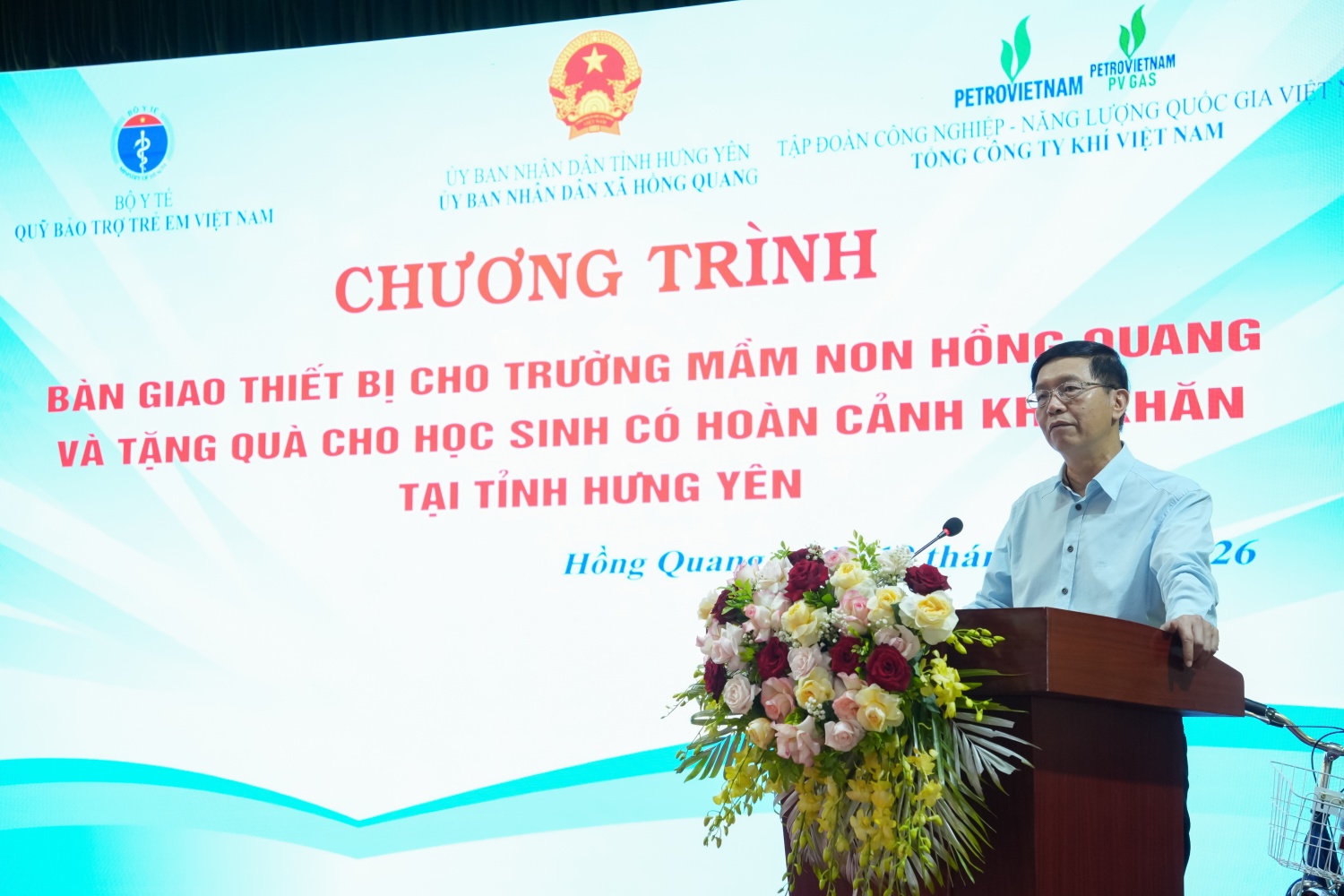 PETROVIETNAM và PV GAS đồng hành cùng học sinh Hưng Yên đón năm học mới PETROVIETNAM và PV GAS đồng hành cùng học sinh Hưng Yên đón năm học mới