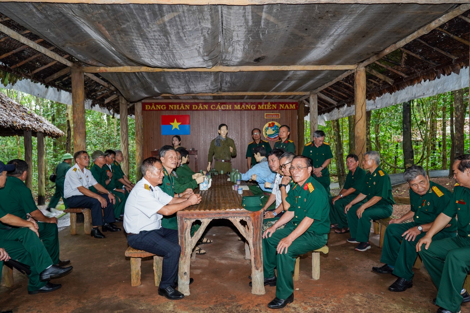 Câu lạc bộ Hưu trí Cựu chiến binh Dầu khí phía Nam về nguồn, gặp mặt kỷ niệm 81 năm Quốc khánh 2/9 Câu lạc bộ Hưu trí Cựu chiến binh Dầu khí phía Nam về nguồn, gặp mặt kỷ niệm 81 năm Quốc khánh 2/9