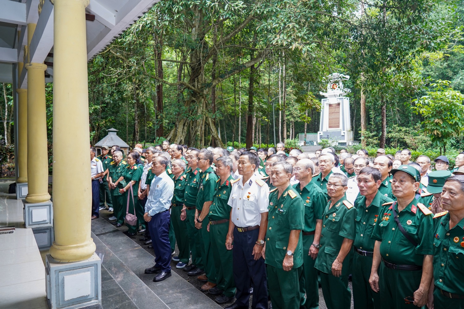 Câu lạc bộ Hưu trí Cựu chiến binh Dầu khí phía Nam về nguồn, gặp mặt kỷ niệm 81 năm Quốc khánh 2/9 Câu lạc bộ Hưu trí Cựu chiến binh Dầu khí phía Nam về nguồn, gặp mặt kỷ niệm 81 năm Quốc khánh 2/9