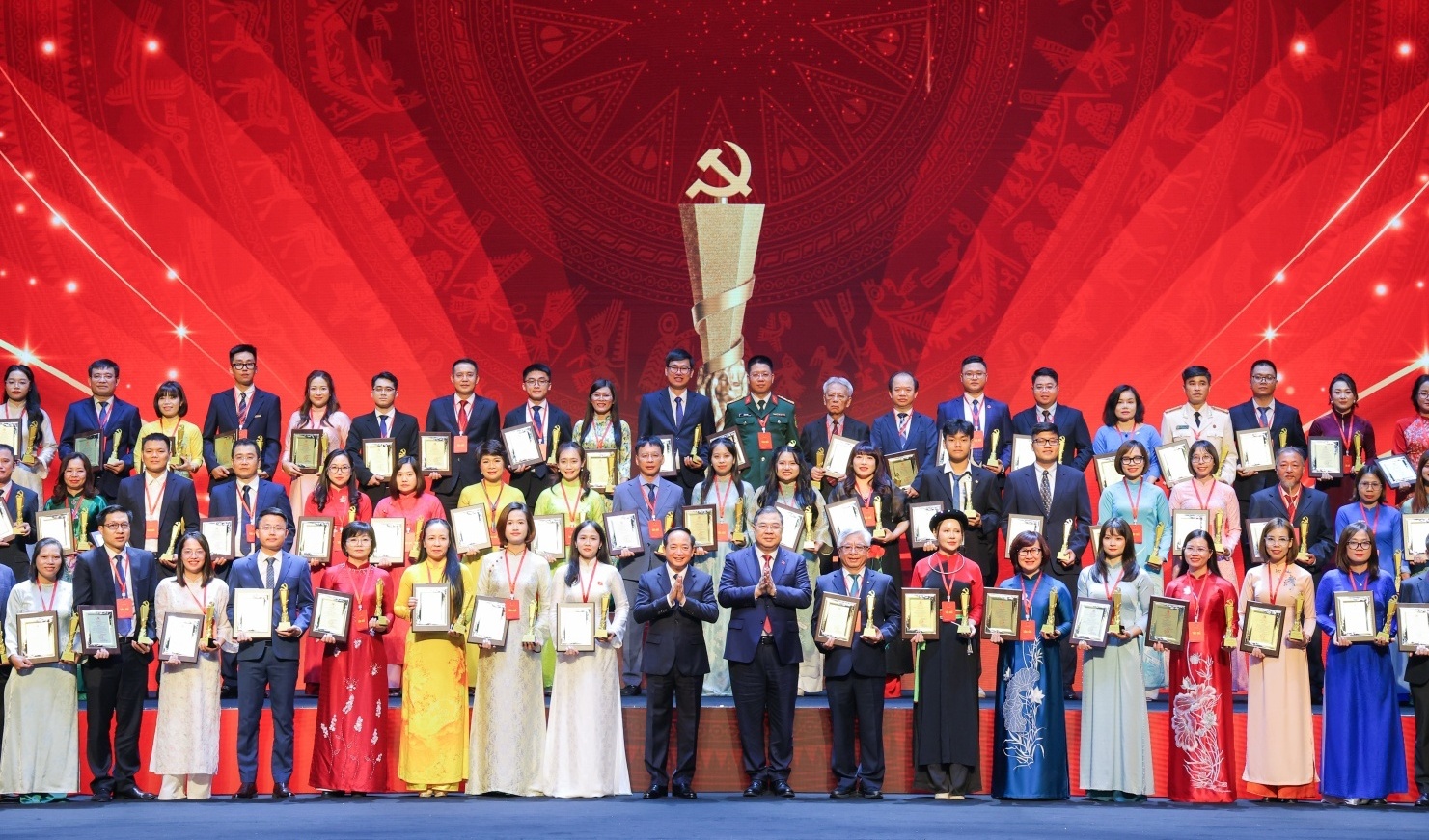 Đảng bộ PETROVIETNAM có 3 tác phẩm đạt giải tại Cuộc thi chính luận bảo vệ nền tảng tư tưởng của Đảng lần thứ II trong Đảng bộ Chính phủ