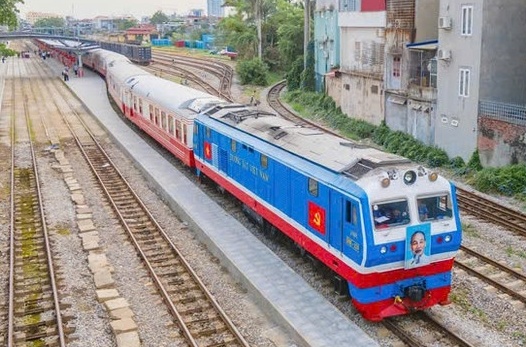 Tin tức nổi bật ngày 21/8: Đường sắt tăng cường nhiều chuyến tàu trọng điểm dịp nghỉ lễ 2/9