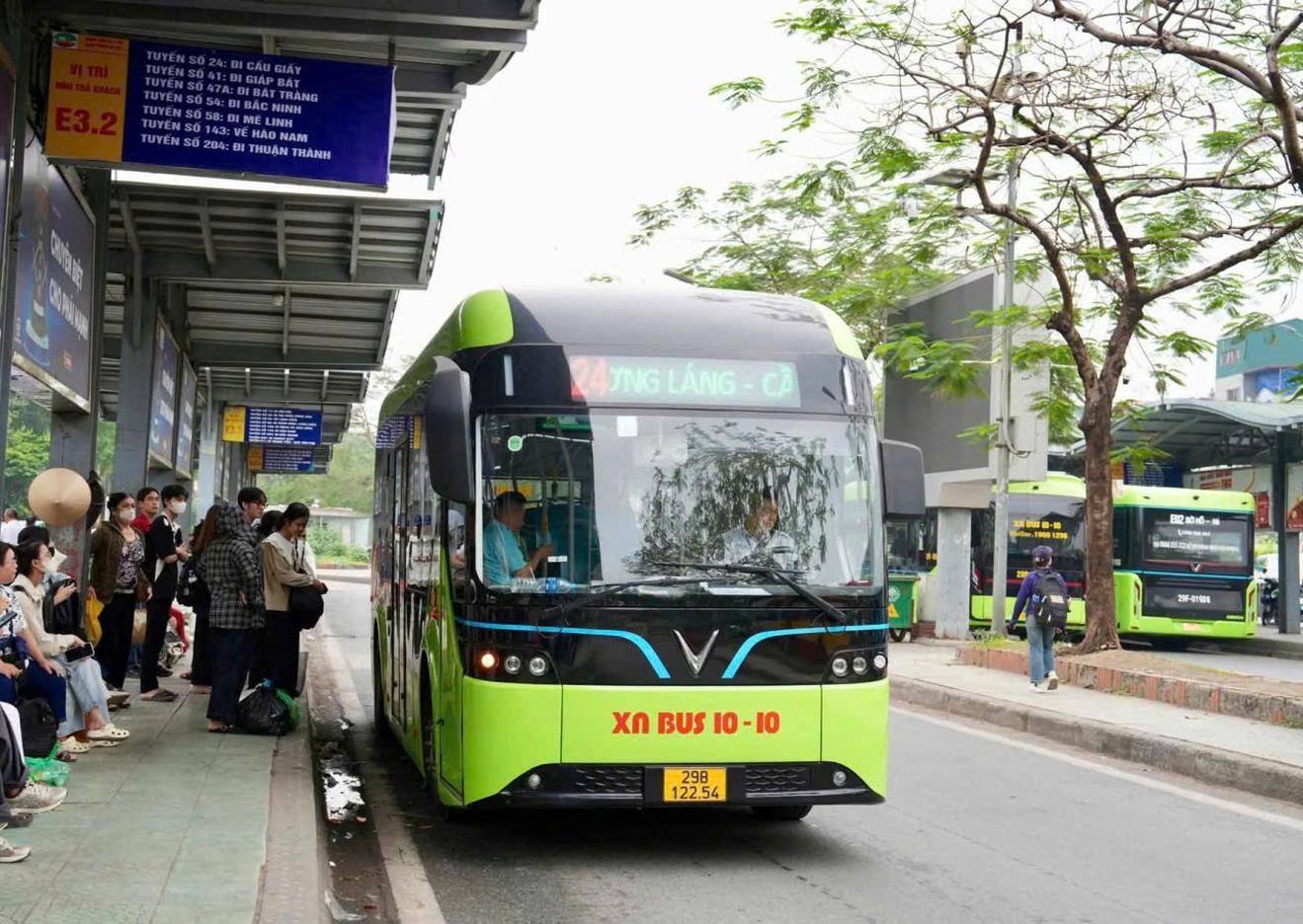 Tin tức nổi bật ngày 22/8: Tìm kiếm giải pháp đổi mới sáng tạo trong tiết kiệm năng lượng