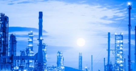 Exxon nhắm đến mảng kinh doanh hóa chất của Shell tại Mỹ