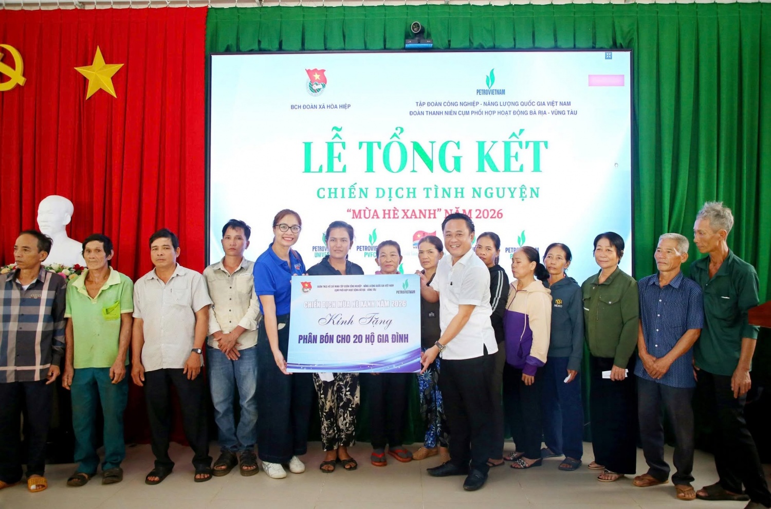 Đoàn Thanh niên PVFCCo lan tỏa tinh thần sẻ chia trong Mùa hè xanh 2026 Đoàn Thanh niên PVFCCo - Phú Mỹ lan tỏa tinh thần sẻ chia trong Mùa hè xanh 2026