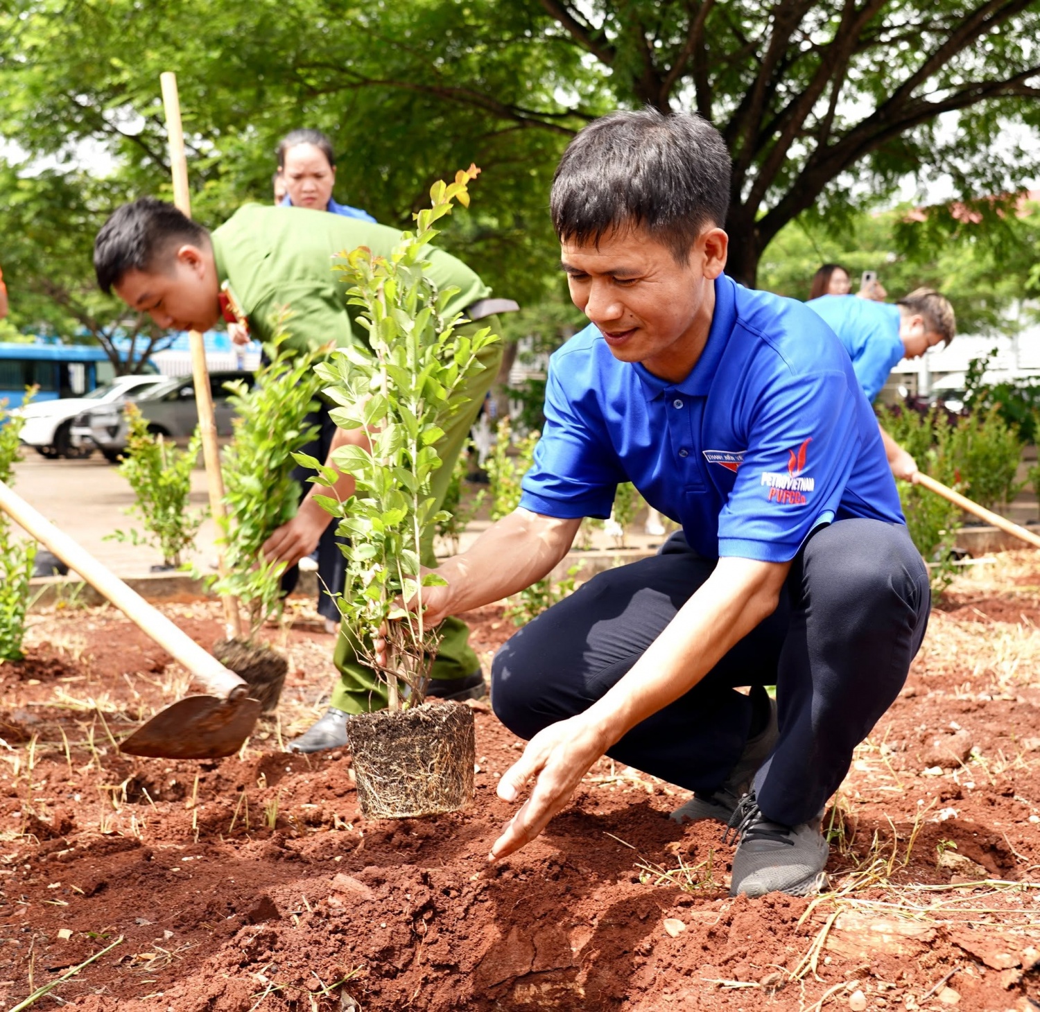 Đoàn Thanh niên PVFCCo lan tỏa tinh thần sẻ chia trong Mùa hè xanh 2026 Đoàn Thanh niên PVFCCo - Phú Mỹ lan tỏa tinh thần sẻ chia trong Mùa hè xanh 2026