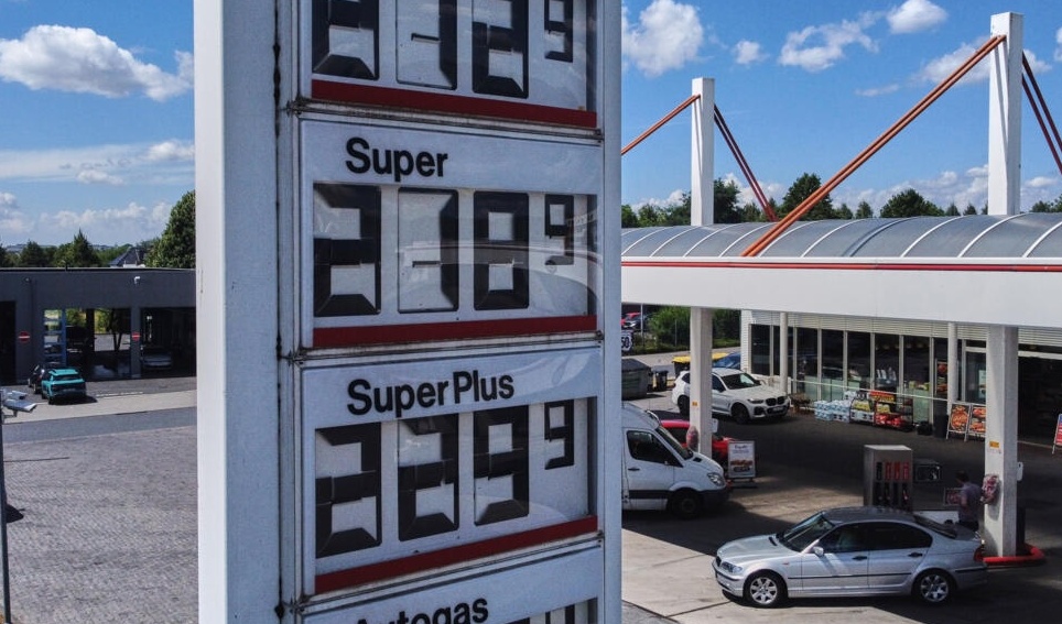 Sáu nước EU kêu gọi "đánh thuế" lợi nhuận của các Big Oil