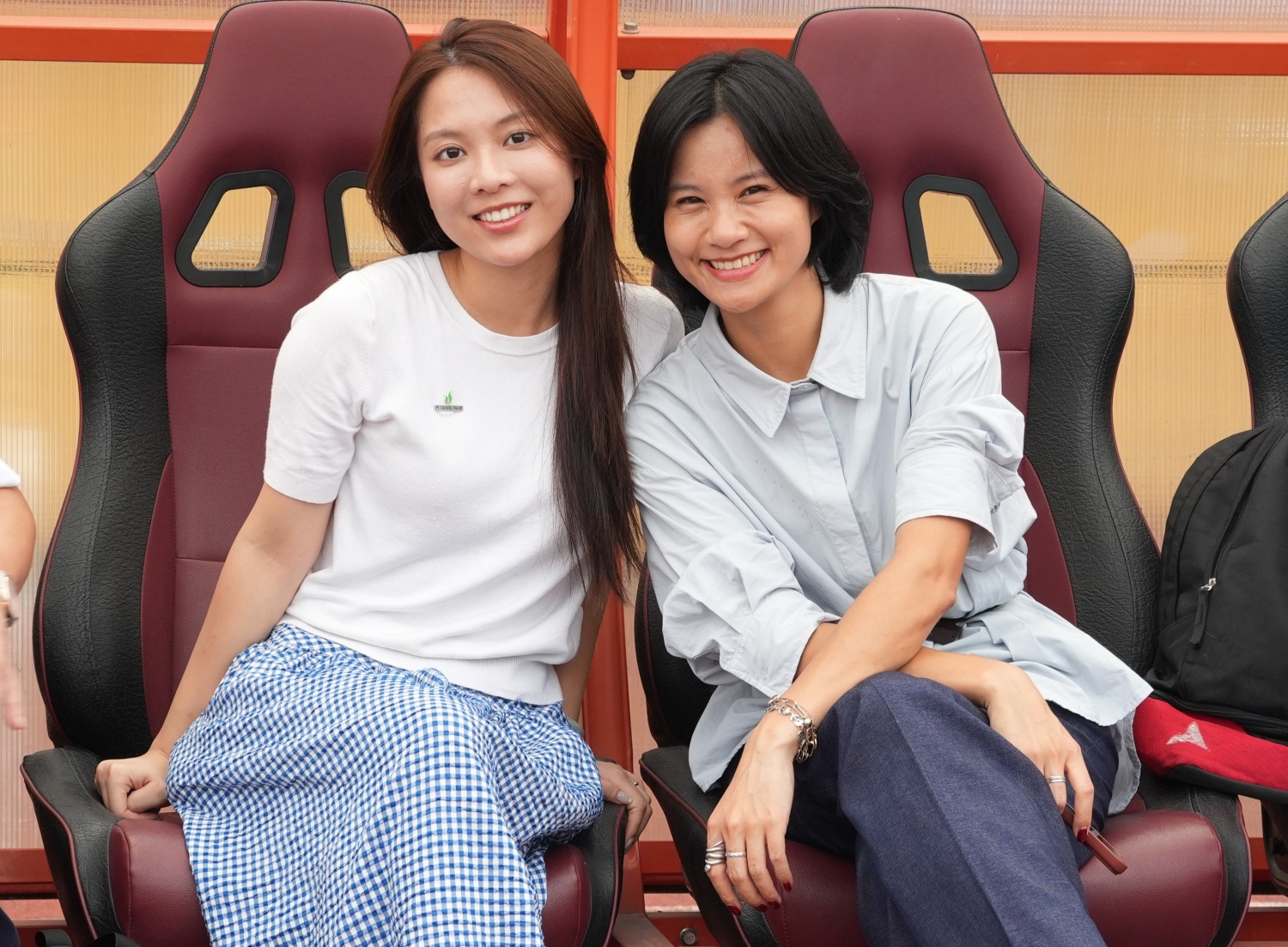[CHÙM ẢNH] Sôi nổi trận giao hữu bóng đá giữa PETROVIETNAM và CLB Bóng đá ĐBQH Khóa XVI