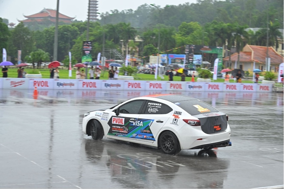 Giải đua Ô tô Gymkhana Vô địch Quốc gia PVOIL Cup 2026 kết thúc thành công Giải đua Ô tô Gymkhana Vô địch Quốc gia PVOIL Cup 2026 kết thúc thành công