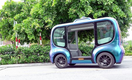 Hà Nội cho phép thử nghiệm xe buýt tự hành, robot taxi