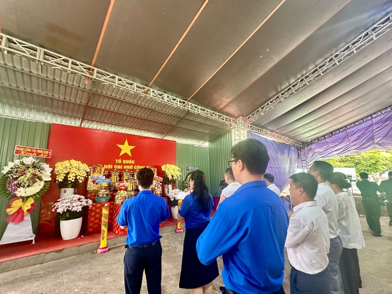 PQPOC dâng hương tri ân các Anh hùng liệt sĩ