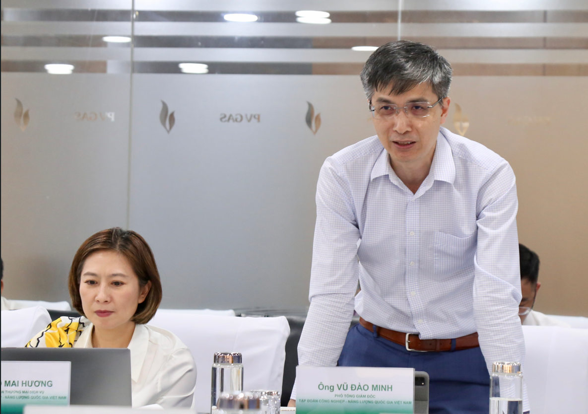 Phó Tổng Giám đốc PETROVIETNAM Lê Xuân Huyên phát biểu
