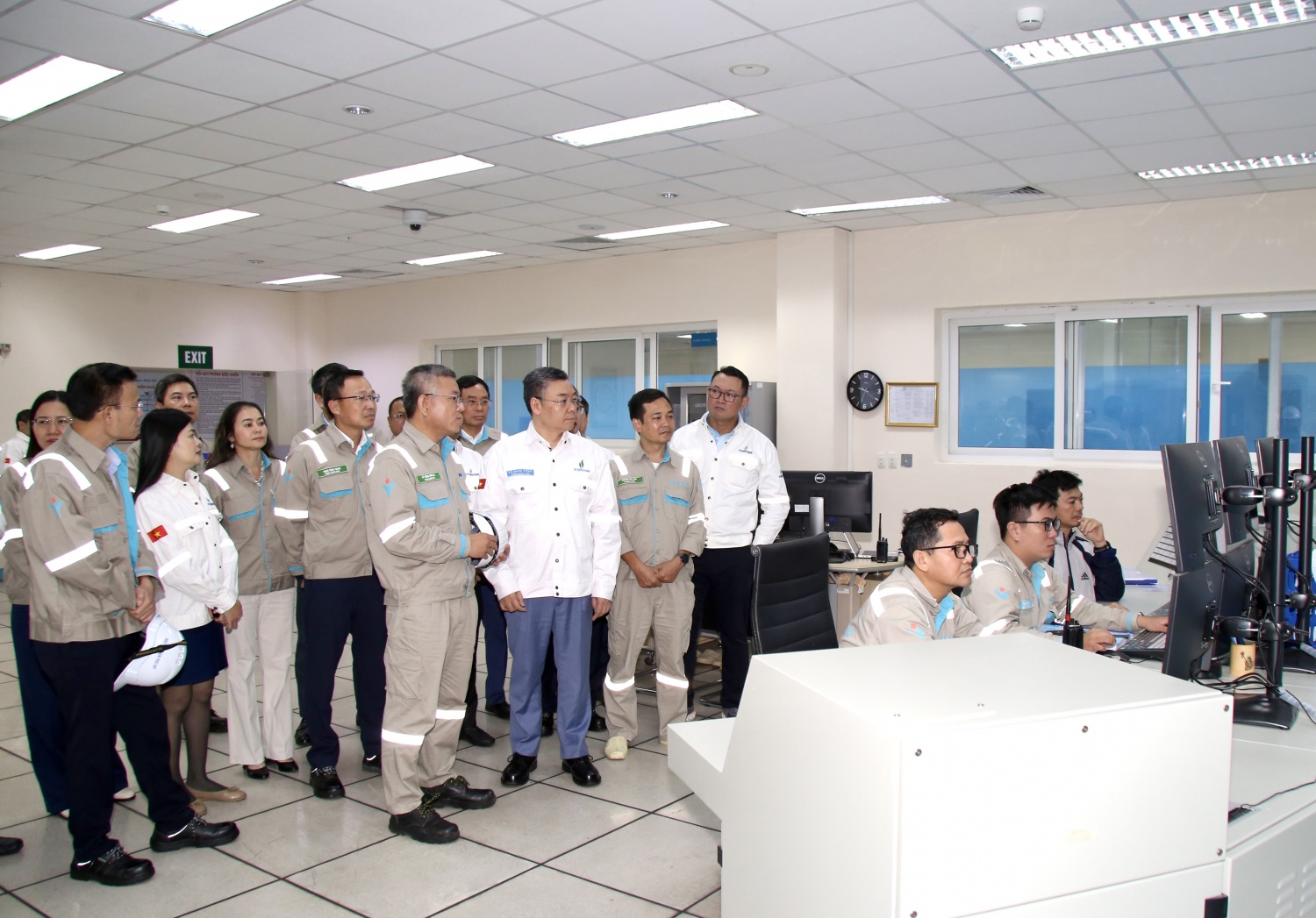 Tổng Giám đốc PETROVIETNAM Lê Mạnh Cường kiểm tra hoạt động tại NM Đạm Phú Mỹ, NMĐ Nhơn Trạch 3&4 Tổng Giám đốc PETROVIETNAM Lê Mạnh Cường kiểm tra hoạt động tại NM Đạm Phú Mỹ, NMĐ Nhơn Trạch 3&4