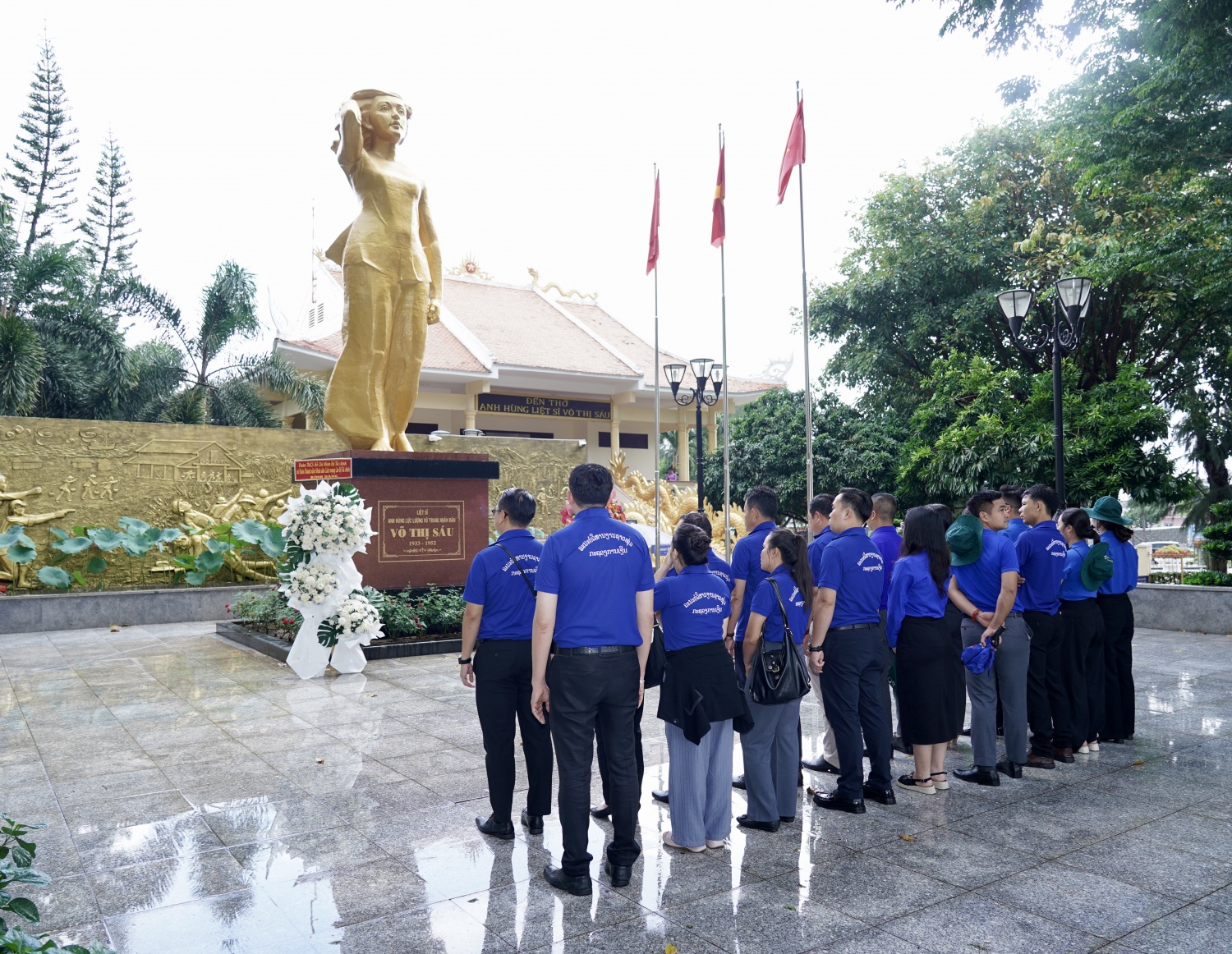 Tuổi trẻ Việt Nam - Lào tăng cường gắn kết, chia sẻ kinh nghiệm qua tìm hiểu thực tế tại PETROVIETNAM Tuổi trẻ Việt Nam - Lào tăng cường gắn kết, chia sẻ kinh nghiệm qua tìm hiểu thực tế tại PETROVIETNAM