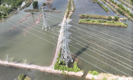 Hoàn thành Dự án TBA 220kV Năm Căn và đường dây 220kV Năm Căn - Cà Mau 2