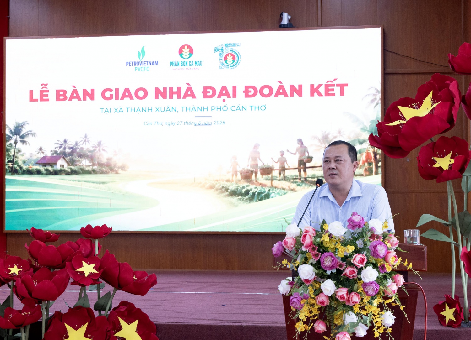 Phân bón Cà Mau trao tặng 55 mái ấm tại Cần Thơ